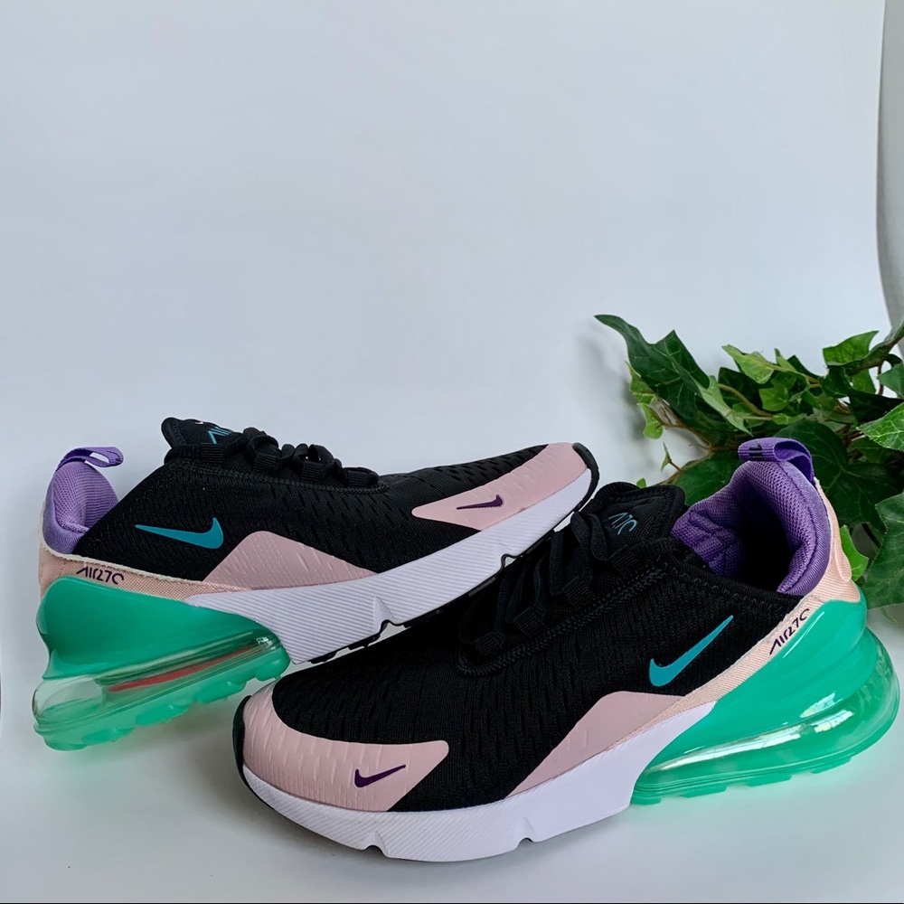 Nike Air Max 270 - Picture 3 of 7
